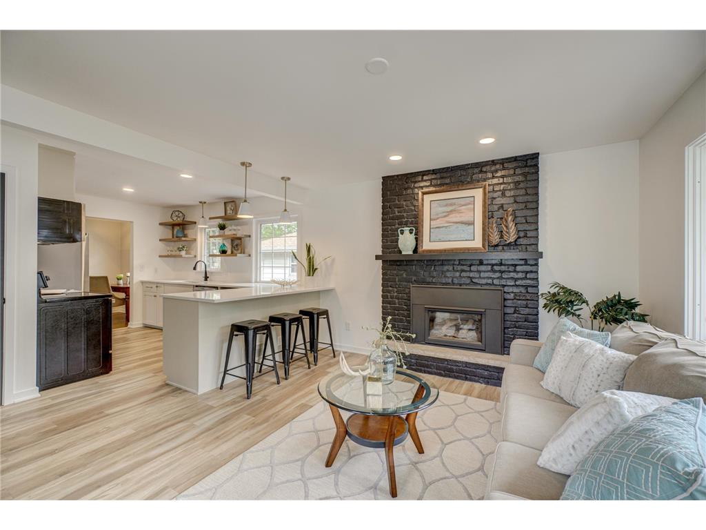 1607 39th Avenue NE Columbia Heights MN 55421 6542297 image1