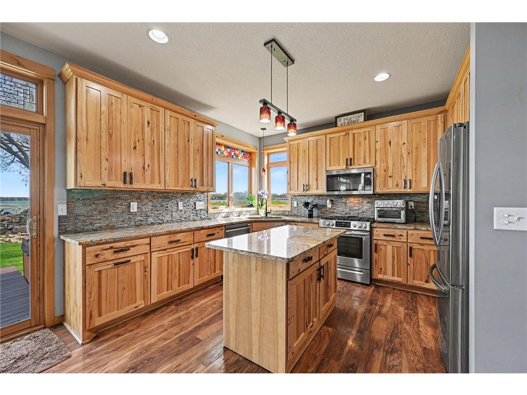 1607 Beach Drive SE Forest Lake MN 55025 - Forest 7030147 image9