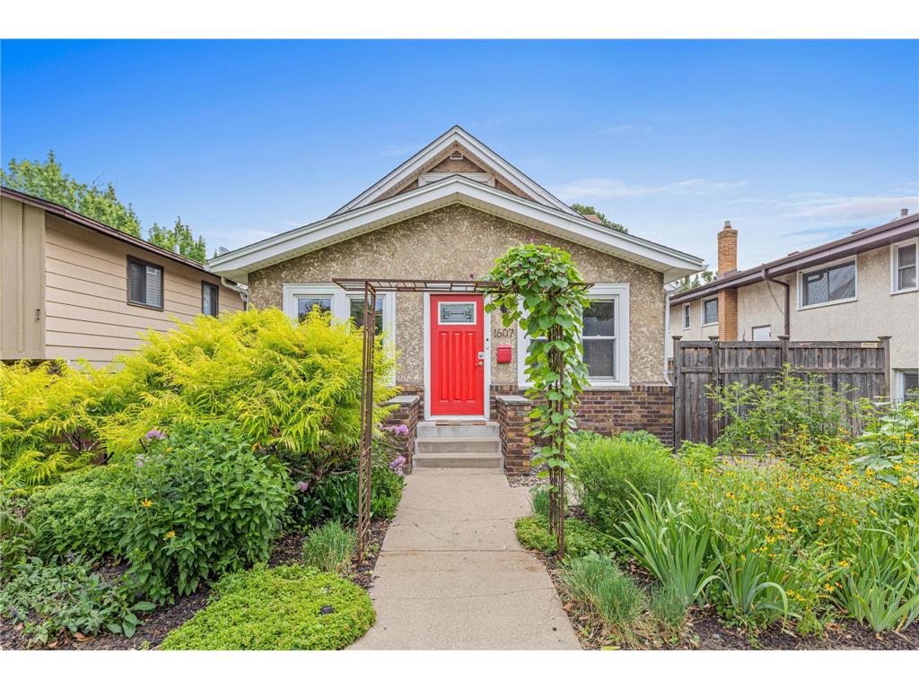 1607 Main Street NE Minneapolis MN 55413 6766264 image1