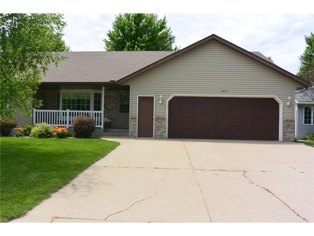 1607 Mcleod Avenue N Glencoe MN 55336 6733468 image1