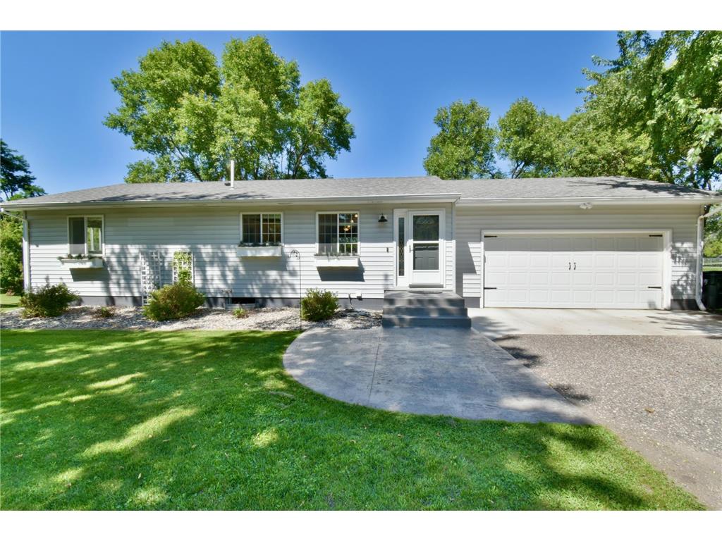 1607 Scenic Heights Road NE Alexandria MN 56308 6769010 image1