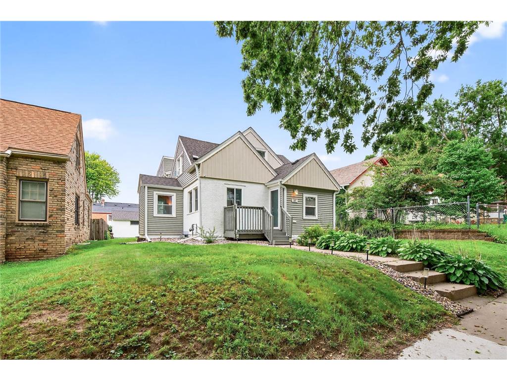 1607 Washburn Avenue N Minneapolis MN 55411 6775954 image1