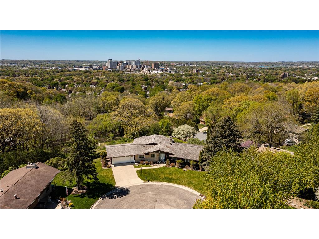 1607 Wilshire Court NE Rochester MN 55906 7063463 image3