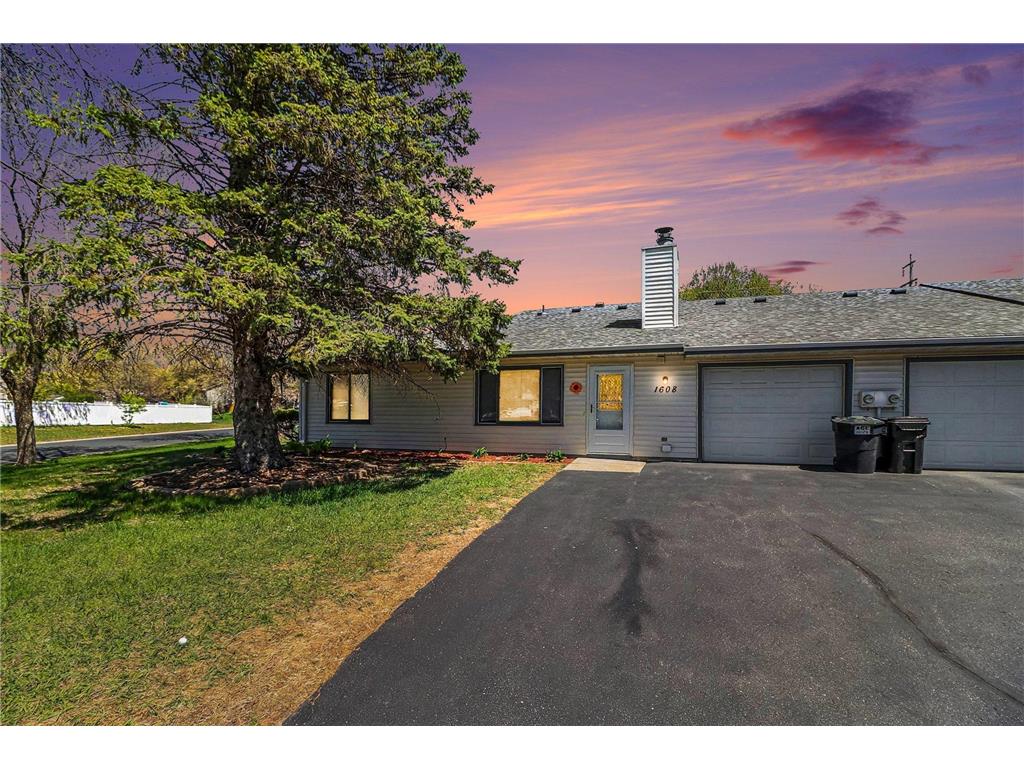 1608 106th Avenue NW Coon Rapids MN 55433 7050106 image1