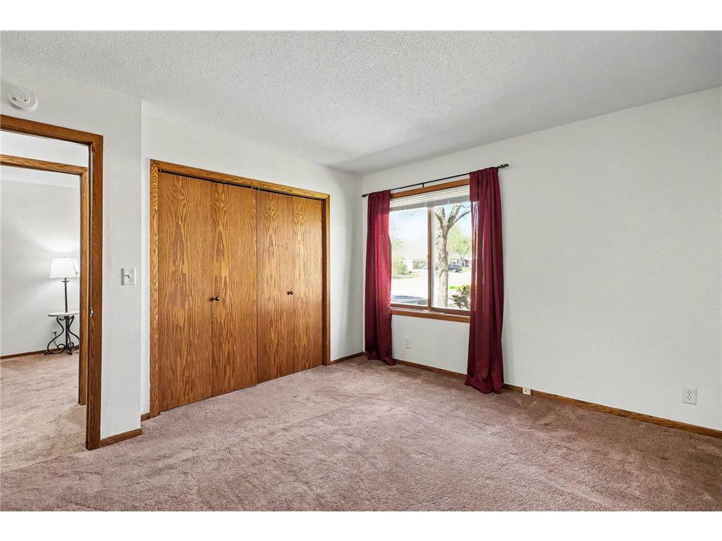 1608 106th Avenue NW Coon Rapids MN 55433 7050106 image6