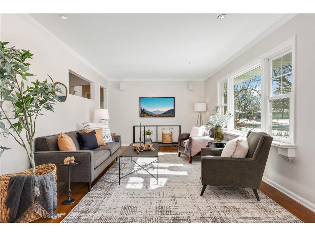 1608 Haeg Drive Bloomington MN 55431 6673261 image1