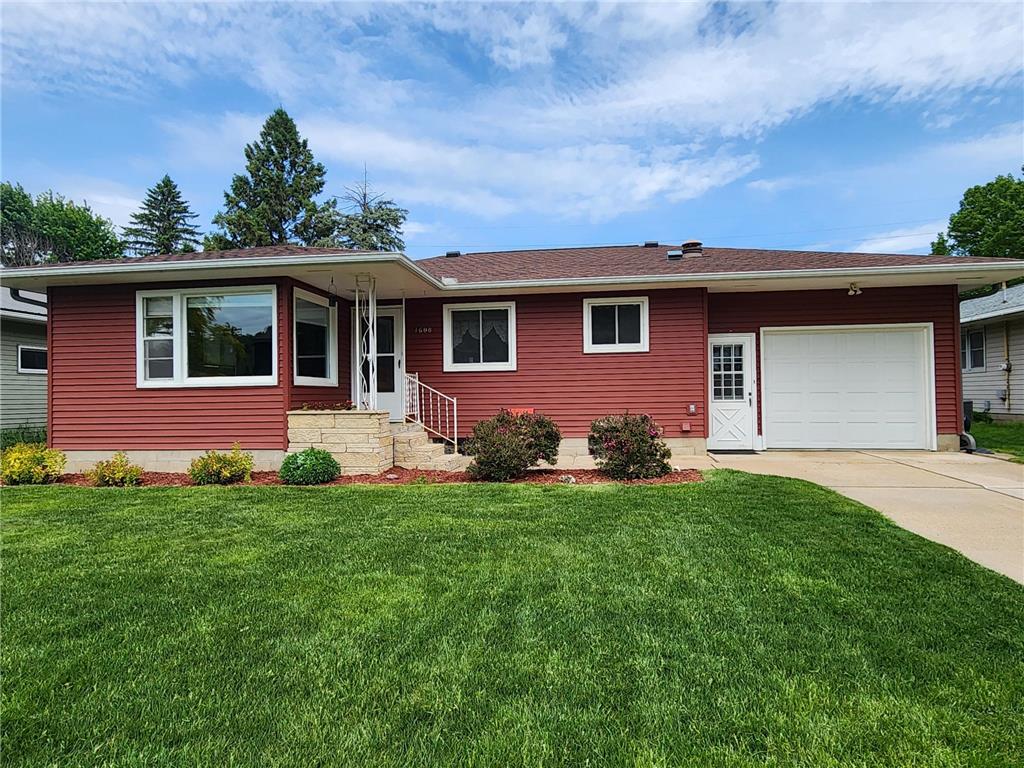 1608 W King Street Winona MN 55987 7079639 image1