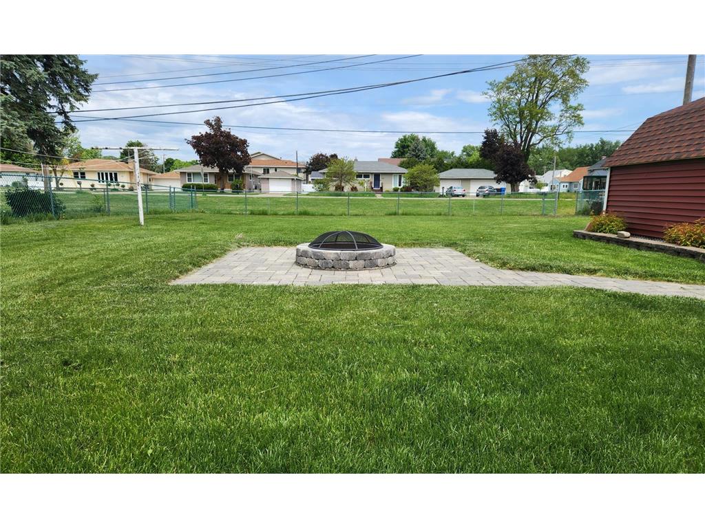 1608 W King Street Winona MN 55987 7079639 image35