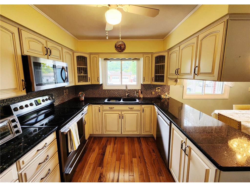1608 W King Street Winona MN 55987 7079639 image8