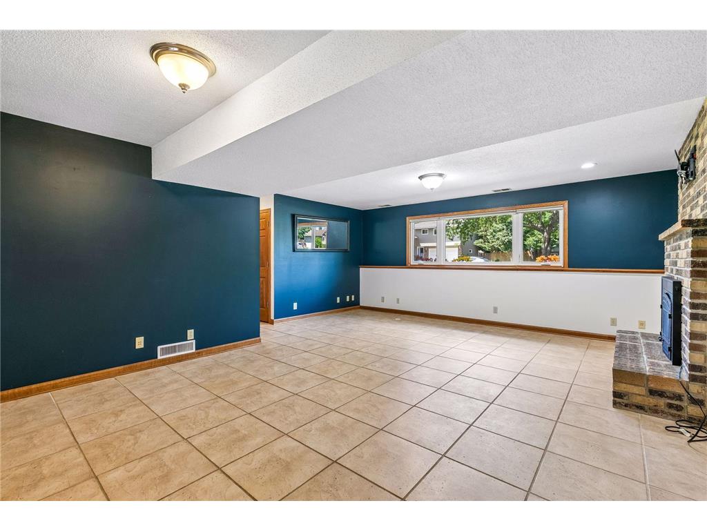 16082 Finland Avenue W Lakeville MN 55068 7091956 image31