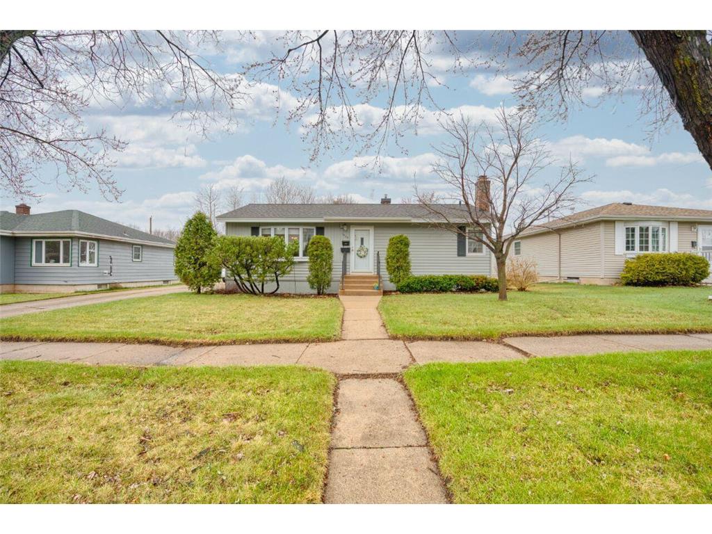 1609 16th Avenue E Hibbing MN 55746 6714165 image1