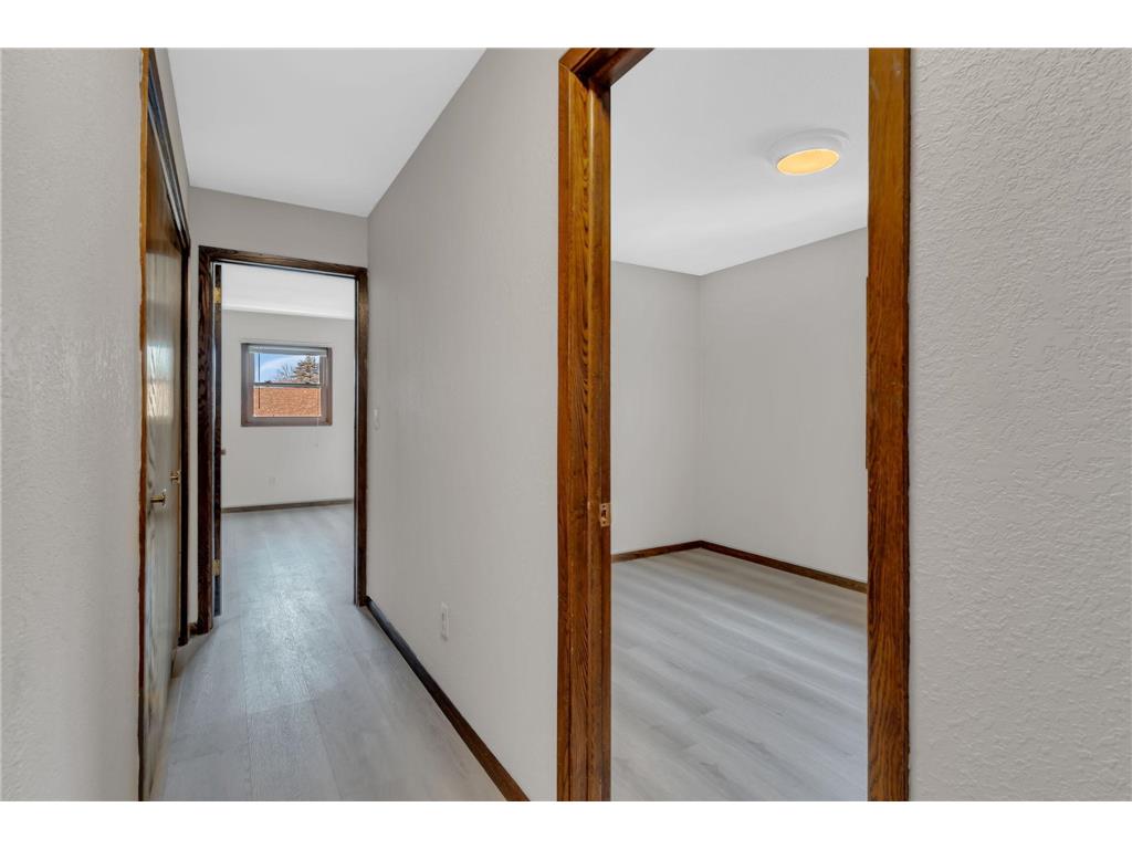 1609 7 1/2 Street SW Willmar MN 56201 7032439 image17