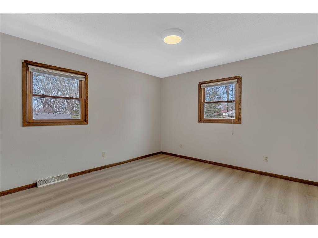 1609 7 1/2 Street SW Willmar MN 56201 7032439 image18