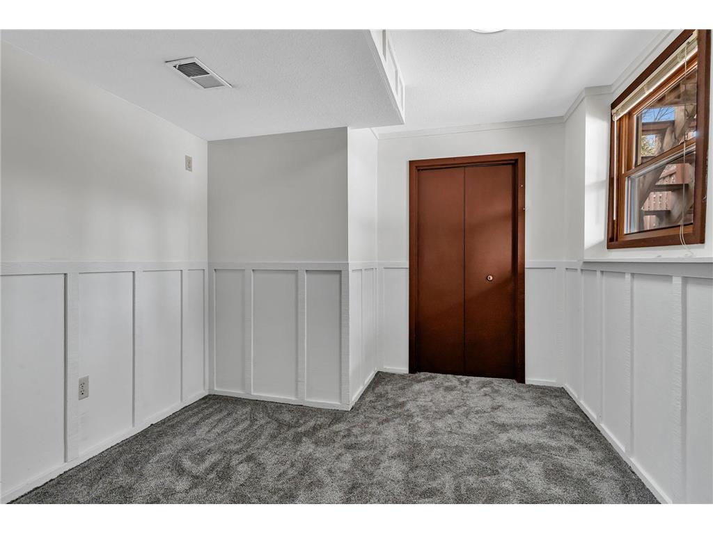 1609 7 1/2 Street SW Willmar MN 56201 7032439 image24