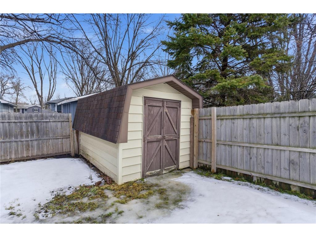 1609 7 1/2 Street SW Willmar MN 56201 7032439 image32