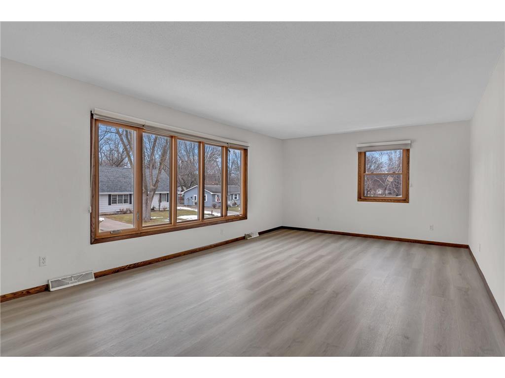 1609 7 1/2 Street SW Willmar MN 56201 7032439 image7