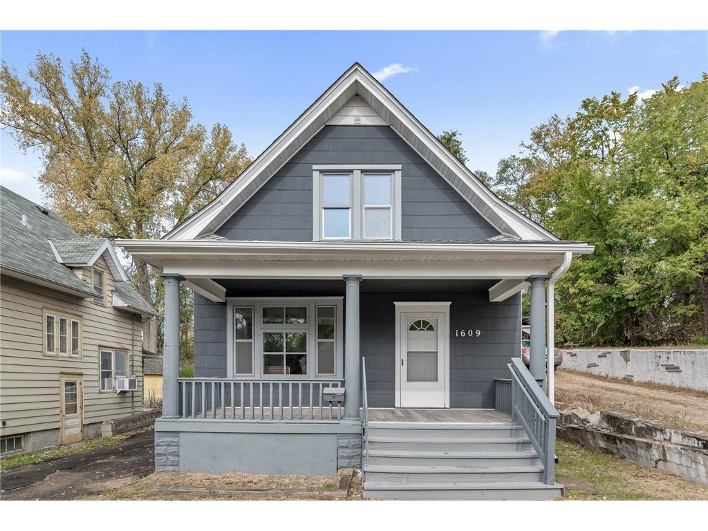 1609 7th Street E Saint Paul MN 55106 6617119 image1