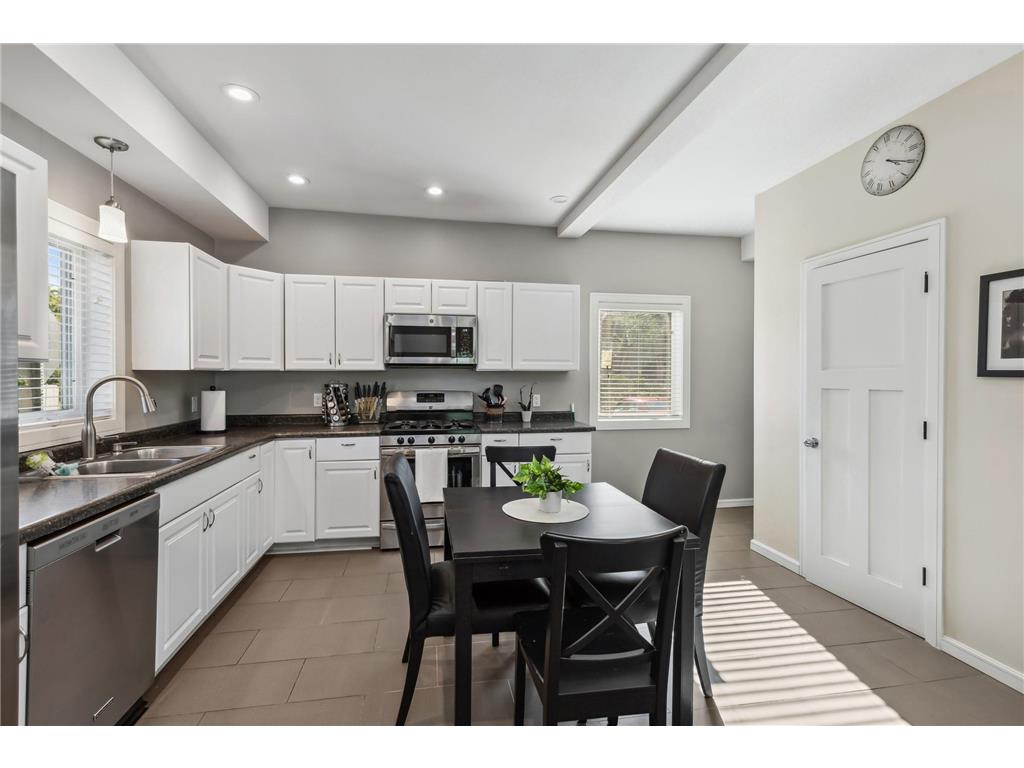 1609 E 28th Street Minneapolis MN 55407 6407032 image1