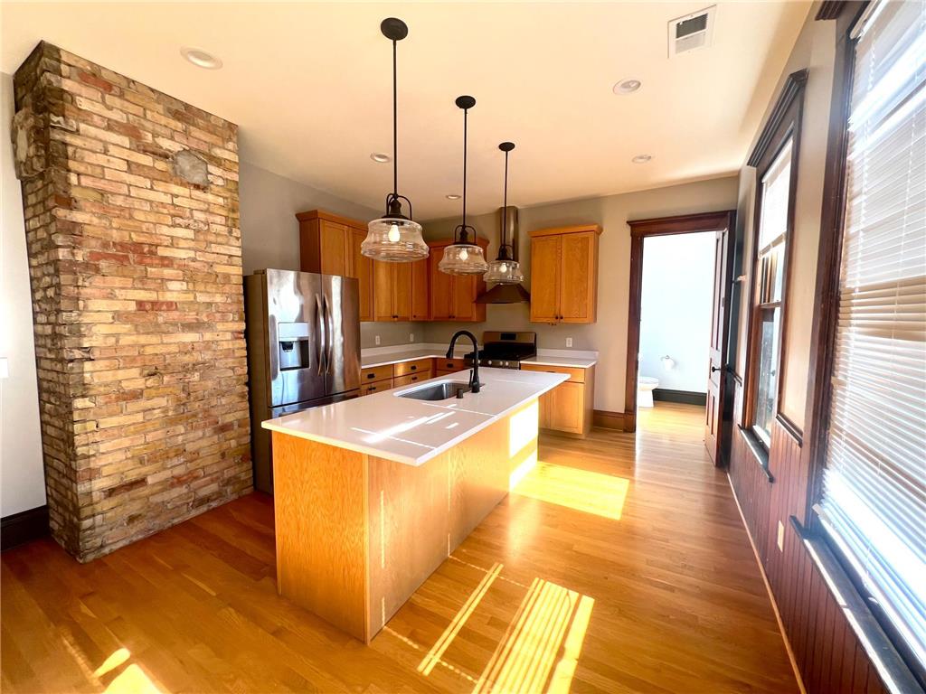 1609 Elliot Avenue Minneapolis MN 55404 7087404 image1