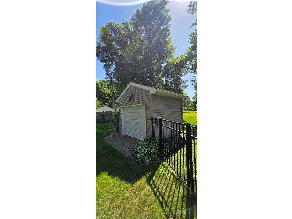 1609 Garfield Avenue Albert Lea MN 56007 7087331 image13