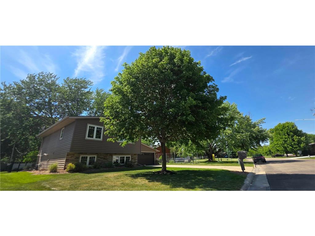 1609 Garfield Avenue Albert Lea MN 56007 7087331 image2