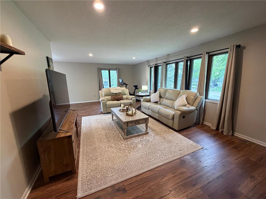 1609 Gateway Drive Albert Lea MN 56007 7078145 image3