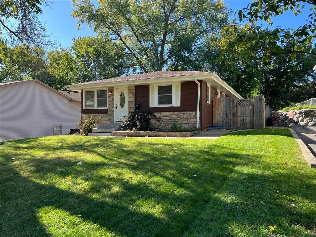 1609 Hillsboro Avenue N, Golden Valley, MN, 55427 MLS 6446676