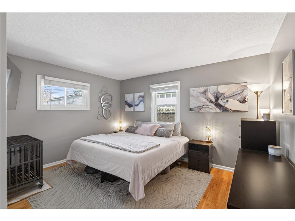 1609 Hillsboro Avenue N Golden Valley MN 55427 7040663 image11