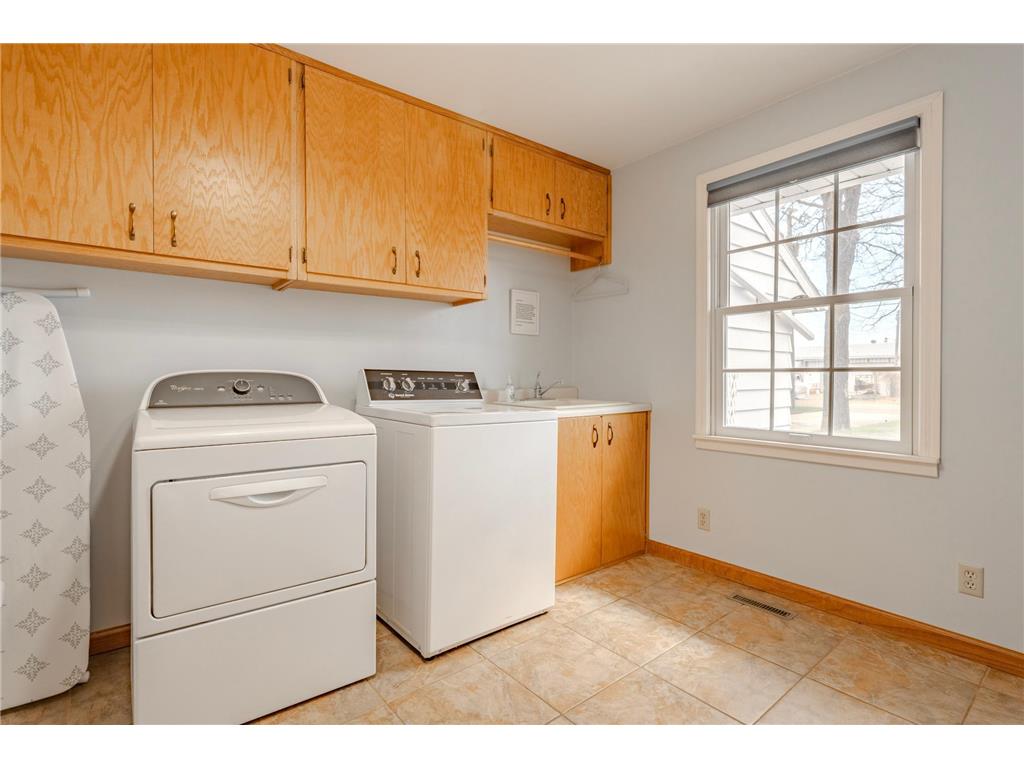 1609 Riverview Drive Little Falls MN 56345 - Mississippi 7058608 image23