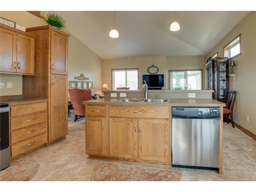 1610 42nd Avenue S Moorhead MN 56560 7037675 image18