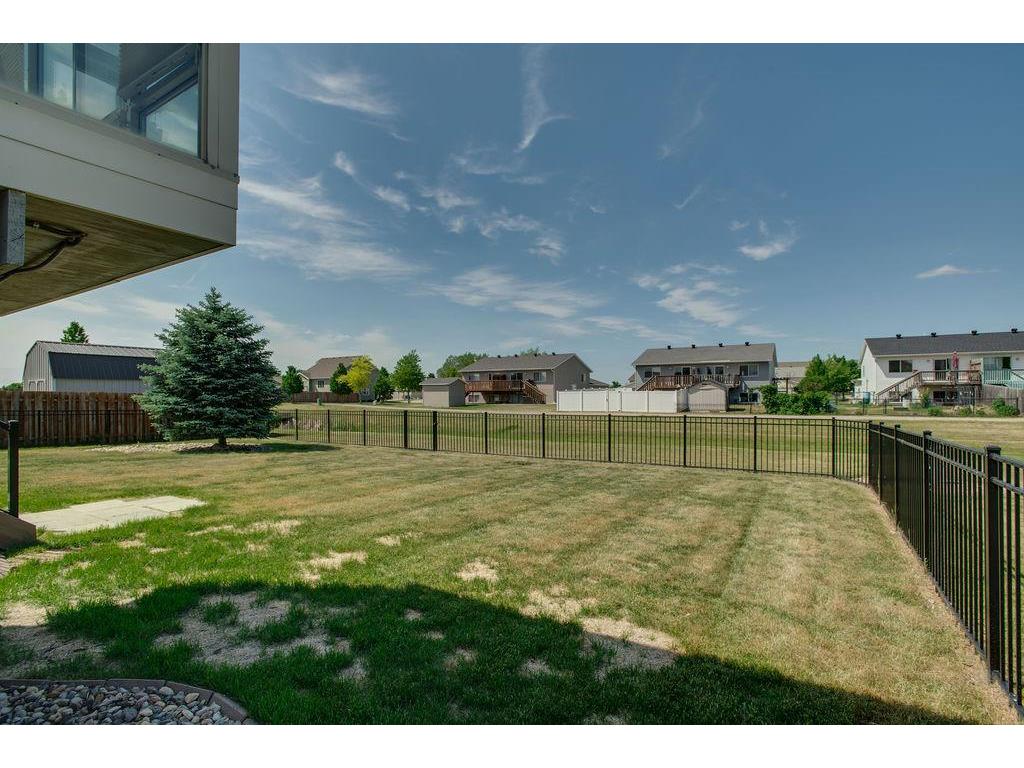 1610 42nd Avenue S Moorhead MN 56560 7037675 image53