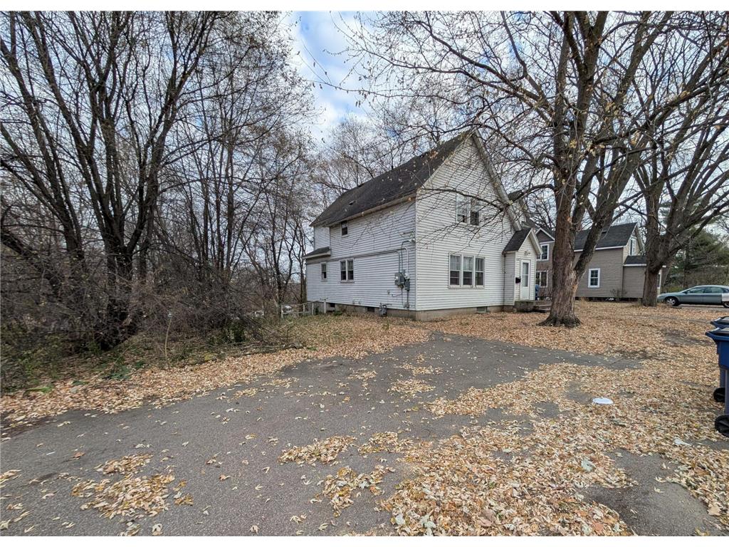 1610 7th Avenue S Saint Cloud MN 56301 6809024 image3