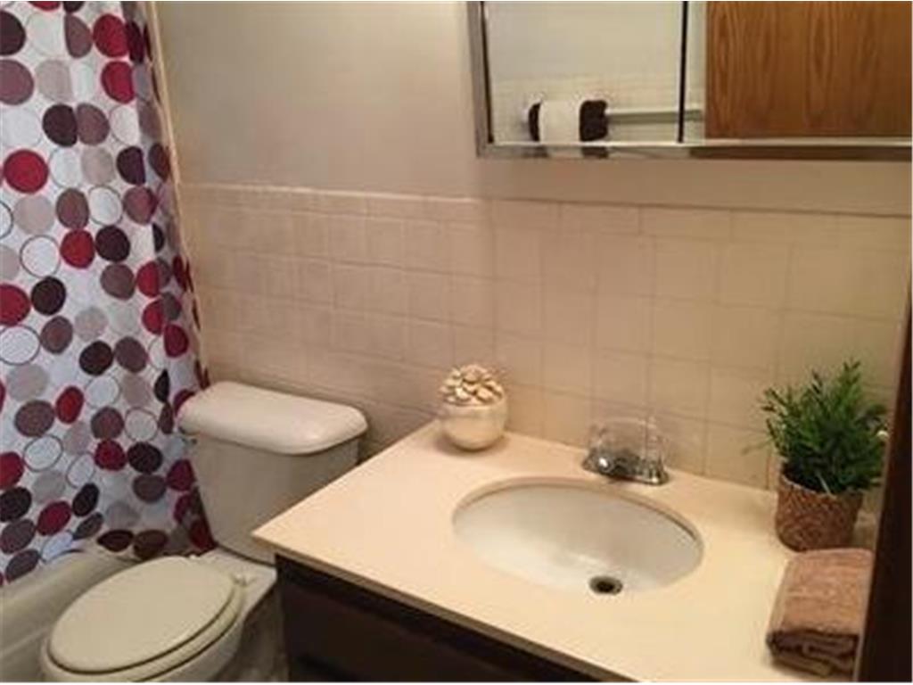 1610 Albemarle Street Saint Paul MN 55117 7027426 image19