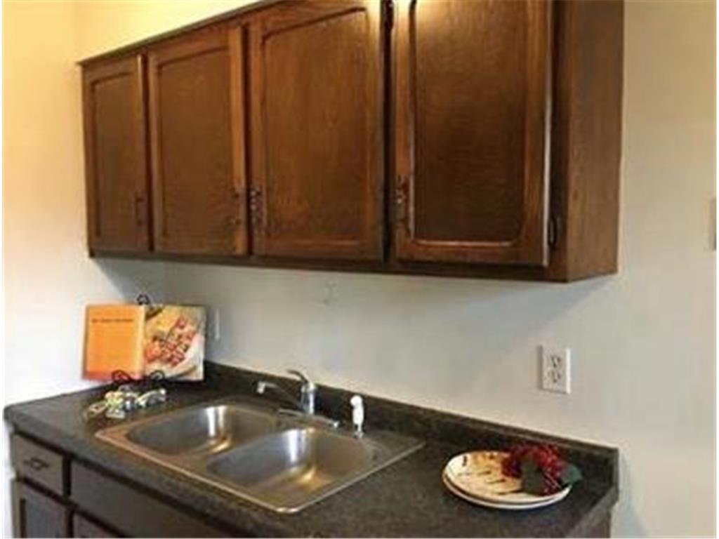 1610 Albemarle Street Saint Paul MN 55117 7027426 image3