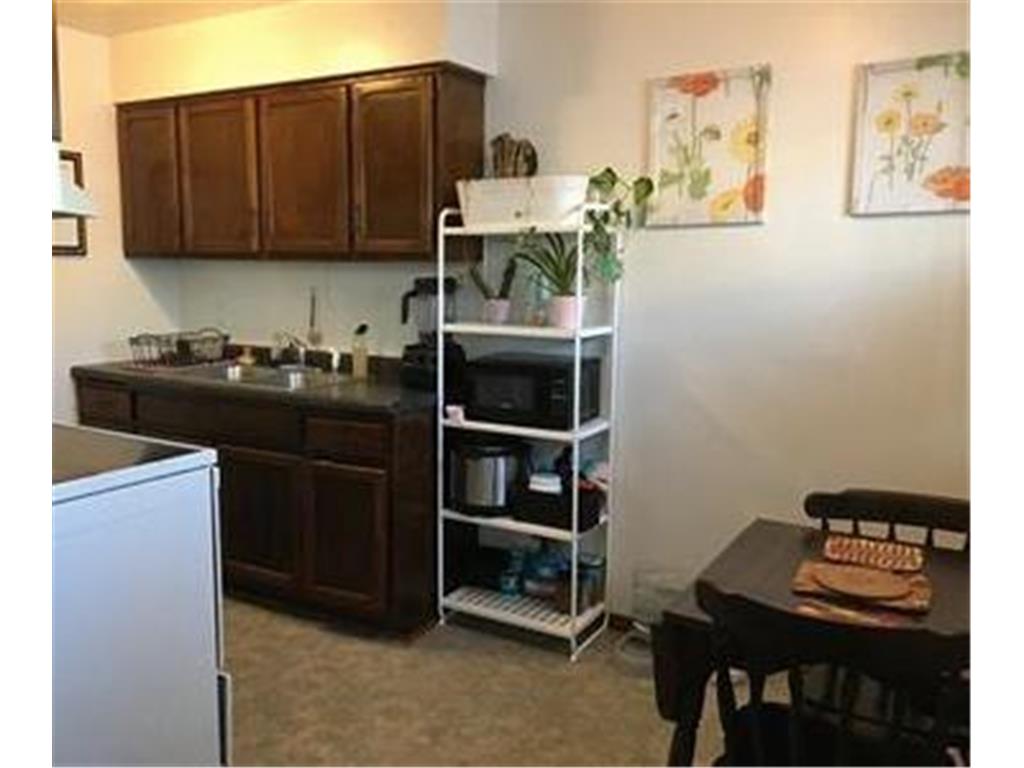 1610 Albemarle Street Saint Paul MN 55117 7027426 image4