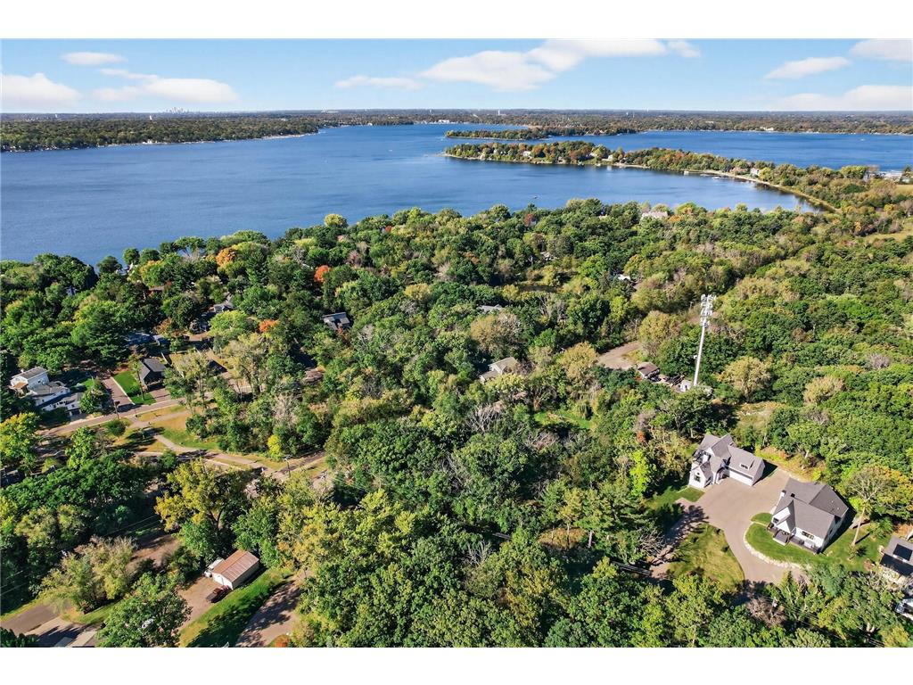 1610 Briarwood Avenue Mahtomedi MN 55115 7014361 image1