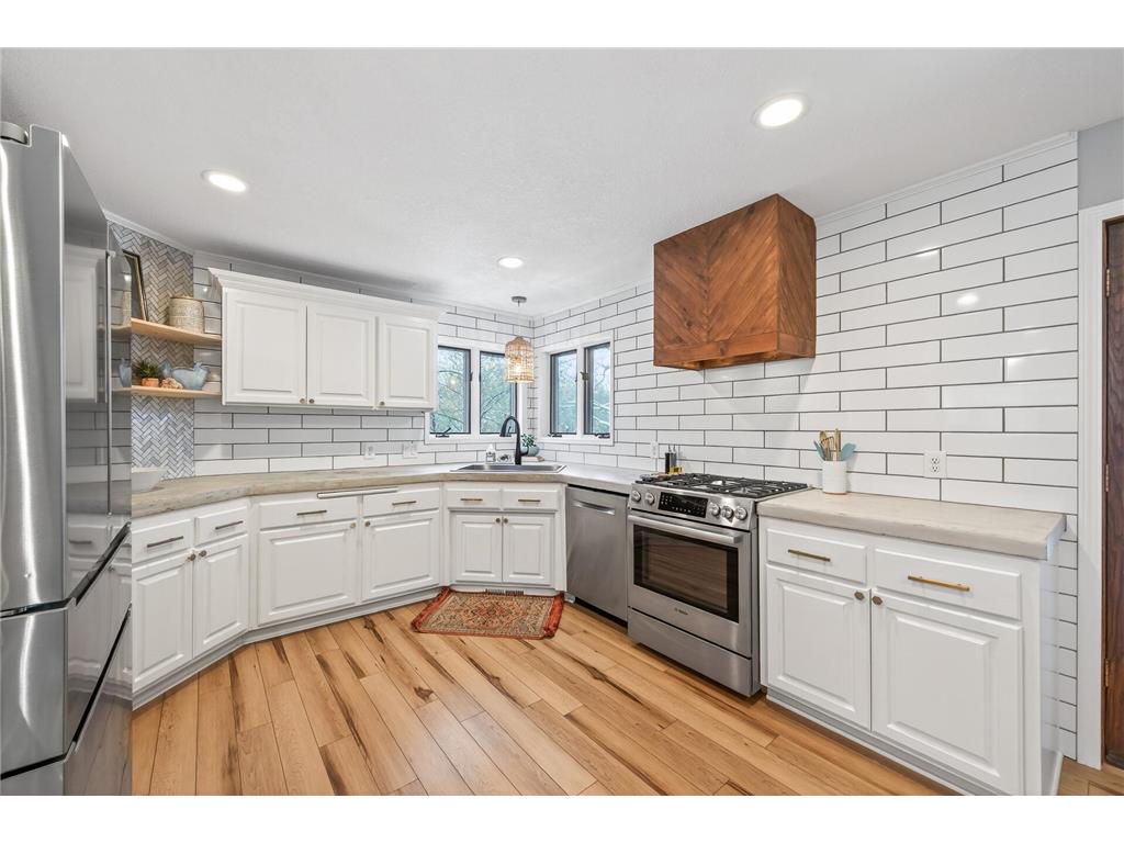 1610 Briarwood Avenue Mahtomedi MN 55115 7014361 image21