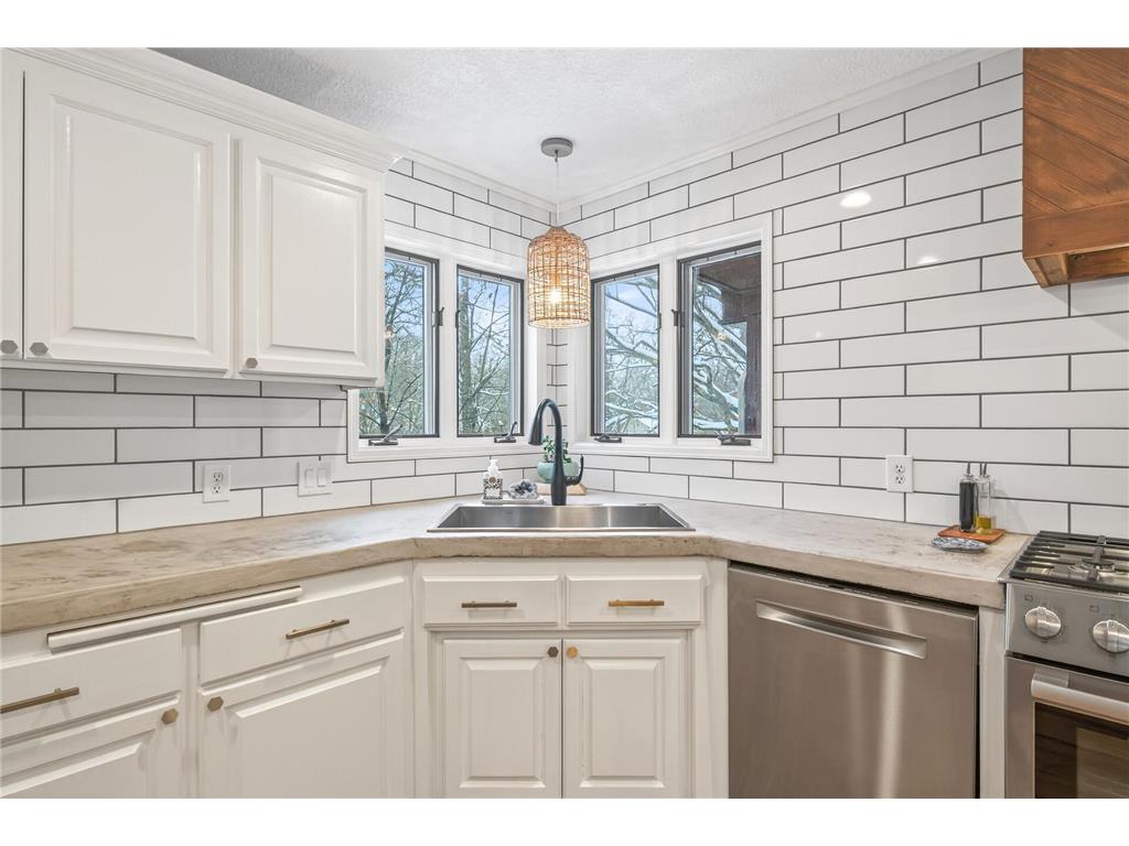 1610 Briarwood Avenue Mahtomedi MN 55115 7014361 image22