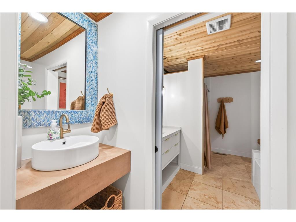 1610 Briarwood Avenue Mahtomedi MN 55115 7014361 image26