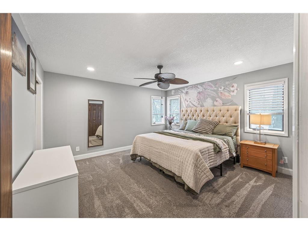 1610 Briarwood Avenue Mahtomedi MN 55115 7014361 image31