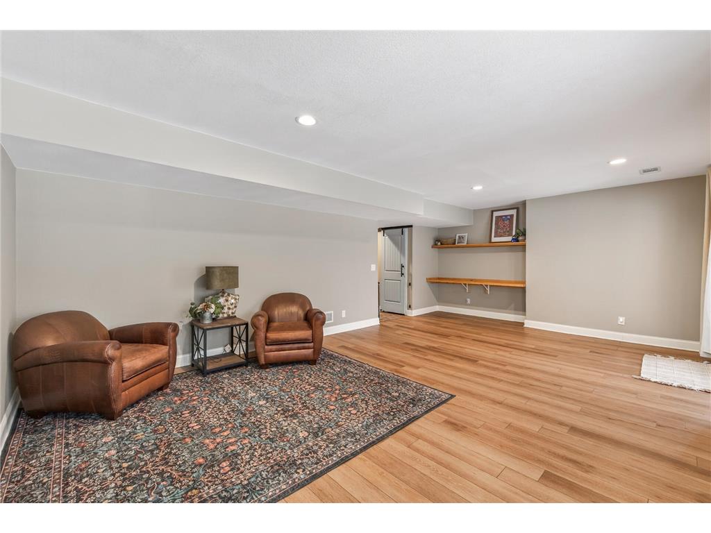 1610 Briarwood Avenue Mahtomedi MN 55115 7014361 image35