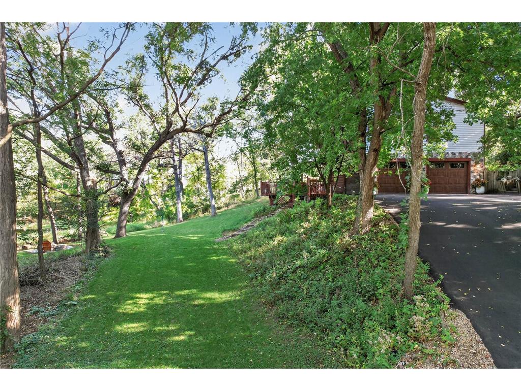 1610 Briarwood Avenue Mahtomedi MN 55115 7014361 image5