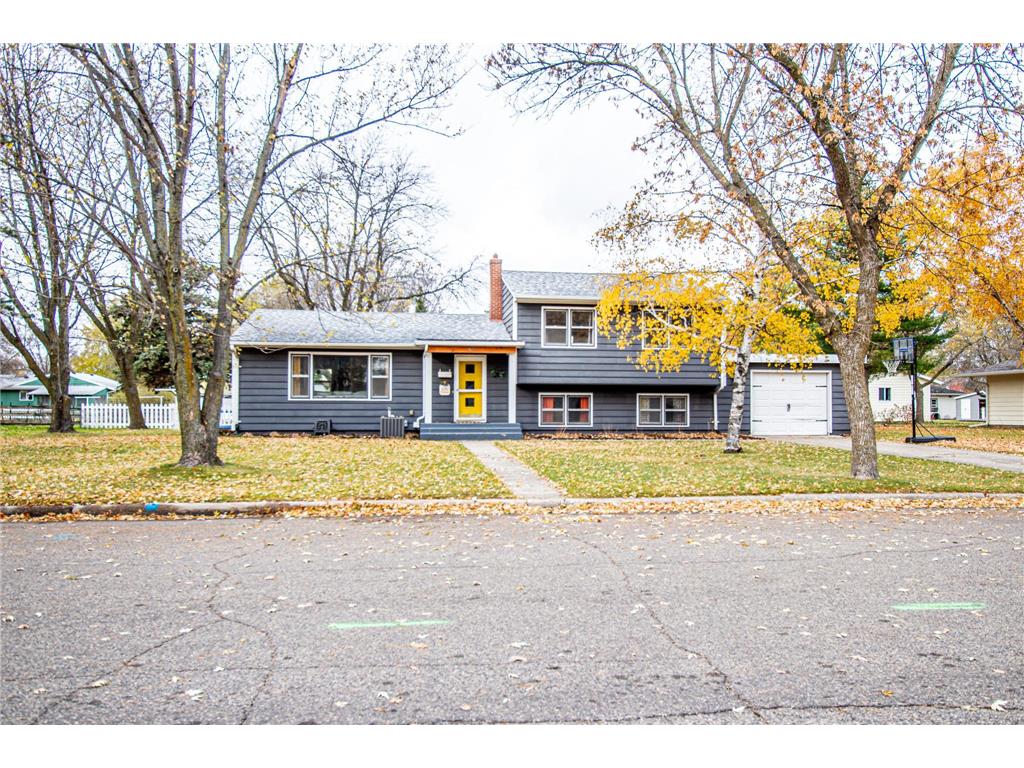 1610 Bryant Street, Alexandria, MN 56308 MLS 6274705 Edina Realty