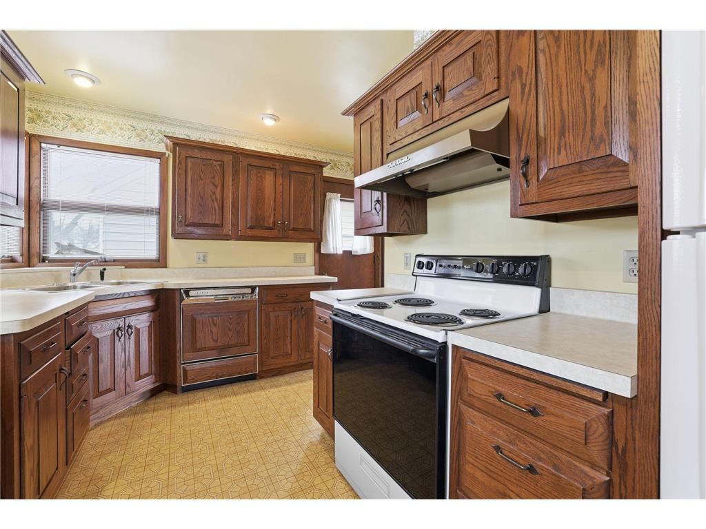 1610 Fremont Avenue Saint Paul MN 55106 7019831 image10