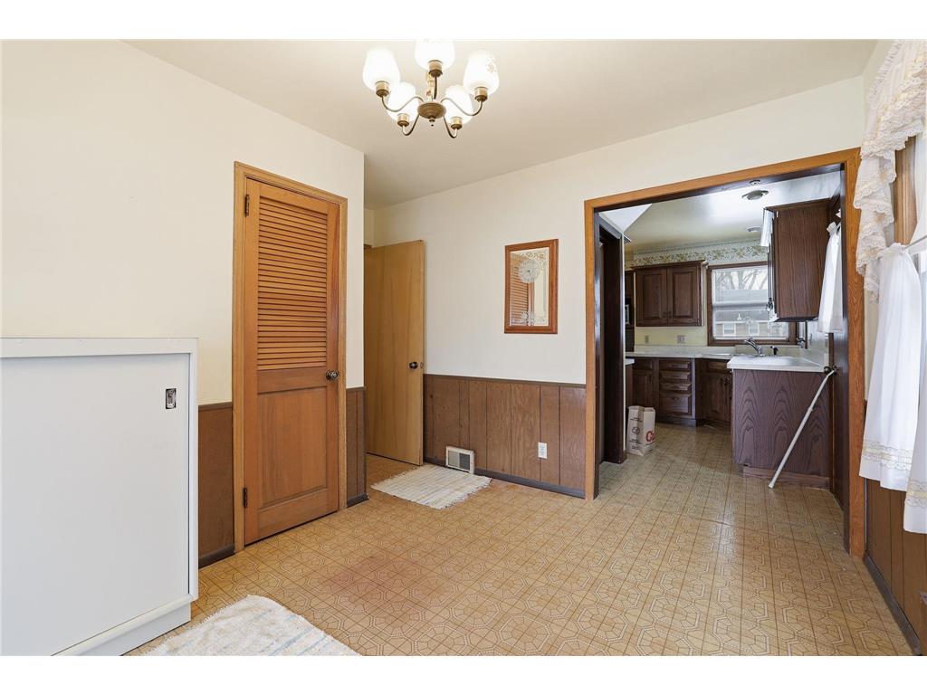 1610 Fremont Avenue Saint Paul MN 55106 7019831 image7