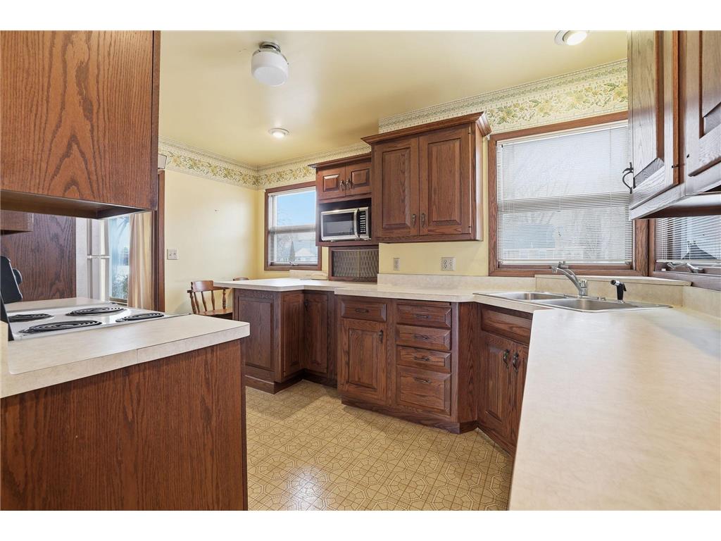 1610 Fremont Avenue Saint Paul MN 55106 7019831 image8