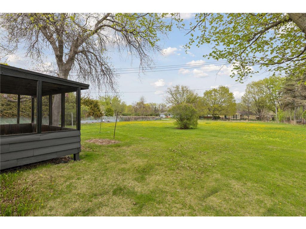 1610 Garland Lane N Plymouth MN 55447 7066983 image37