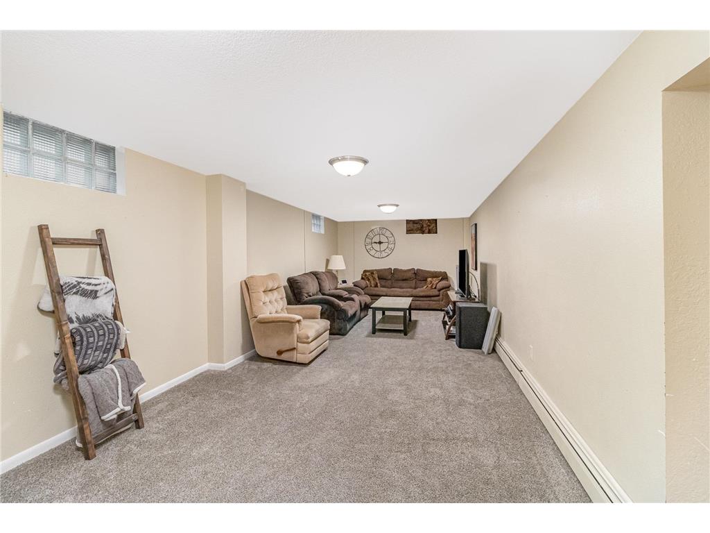 1610 Knight Avenue N Glencoe MN 55336 6826431 image11