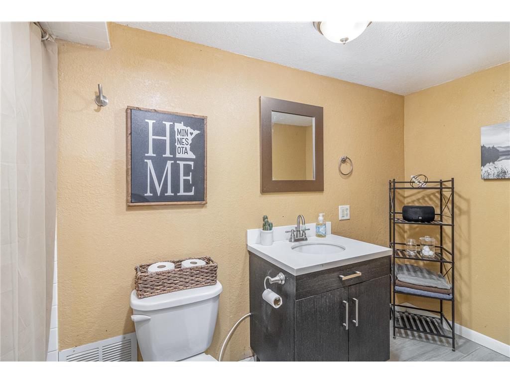 1610 Knight Avenue N Glencoe MN 55336 6826431 image13