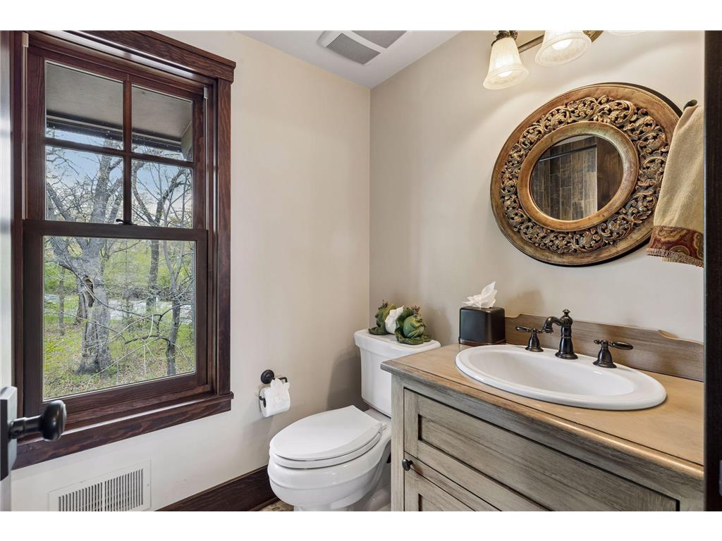 1610 Locust Hills Place Wayzata MN 55391 - Lake Minnetonka 7071858 image60